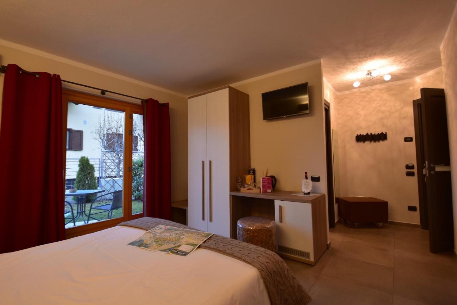 Maison D'Hotes Le Clos D'Anbot Charvensod Rom bilde